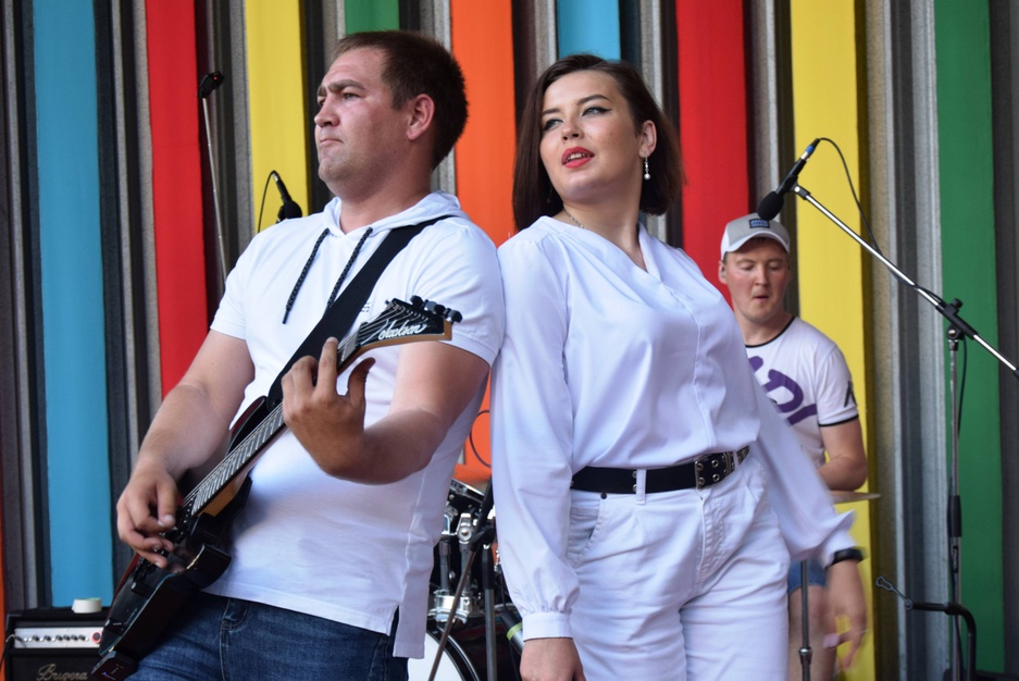 группа фанкис манкис киров. группа движений сферы. садом группа концерт. группа движений сферы. левостороннее движение группа.